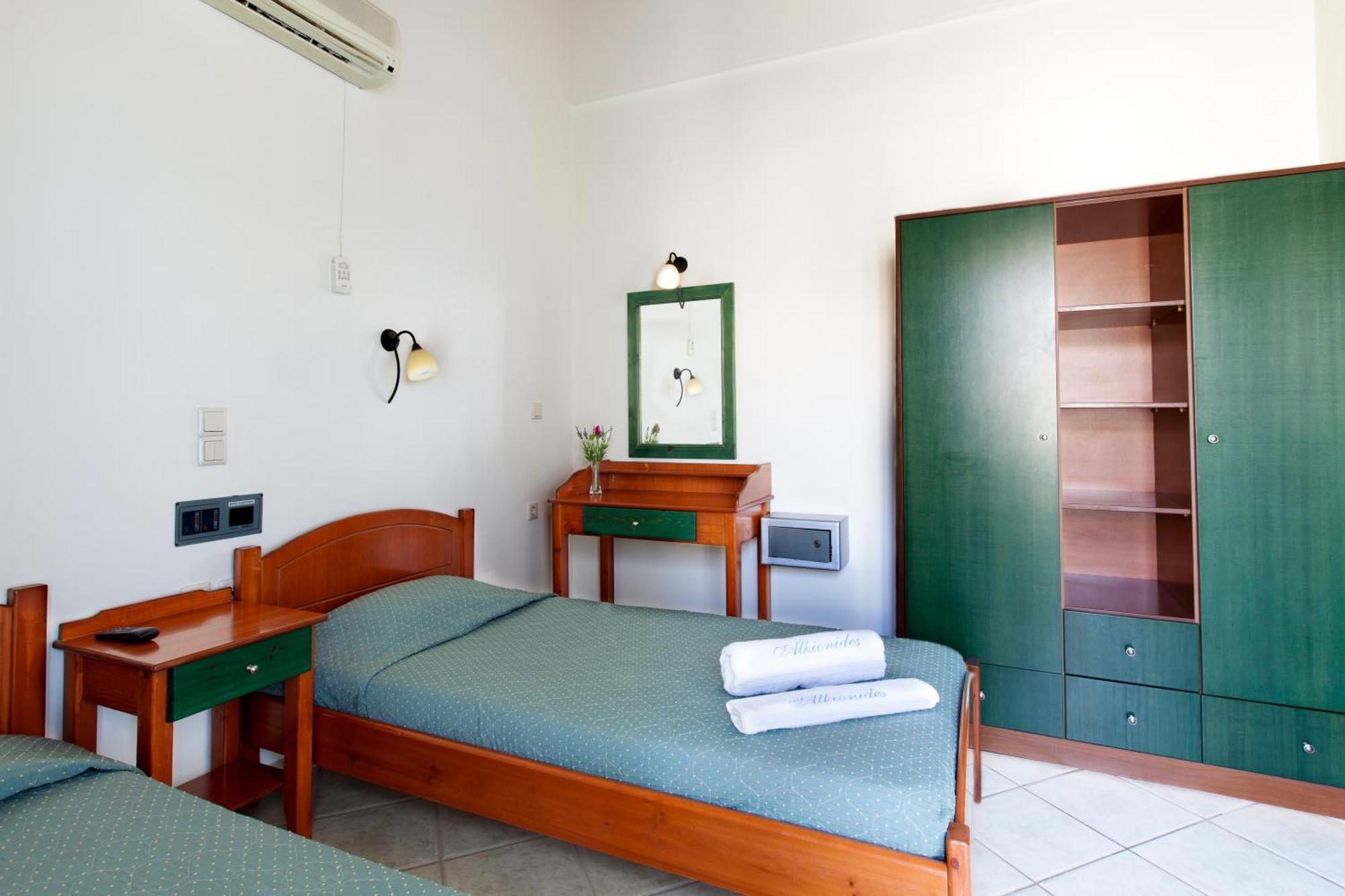 Alkionides Seaside Hotel Platanias  Luaran gambar