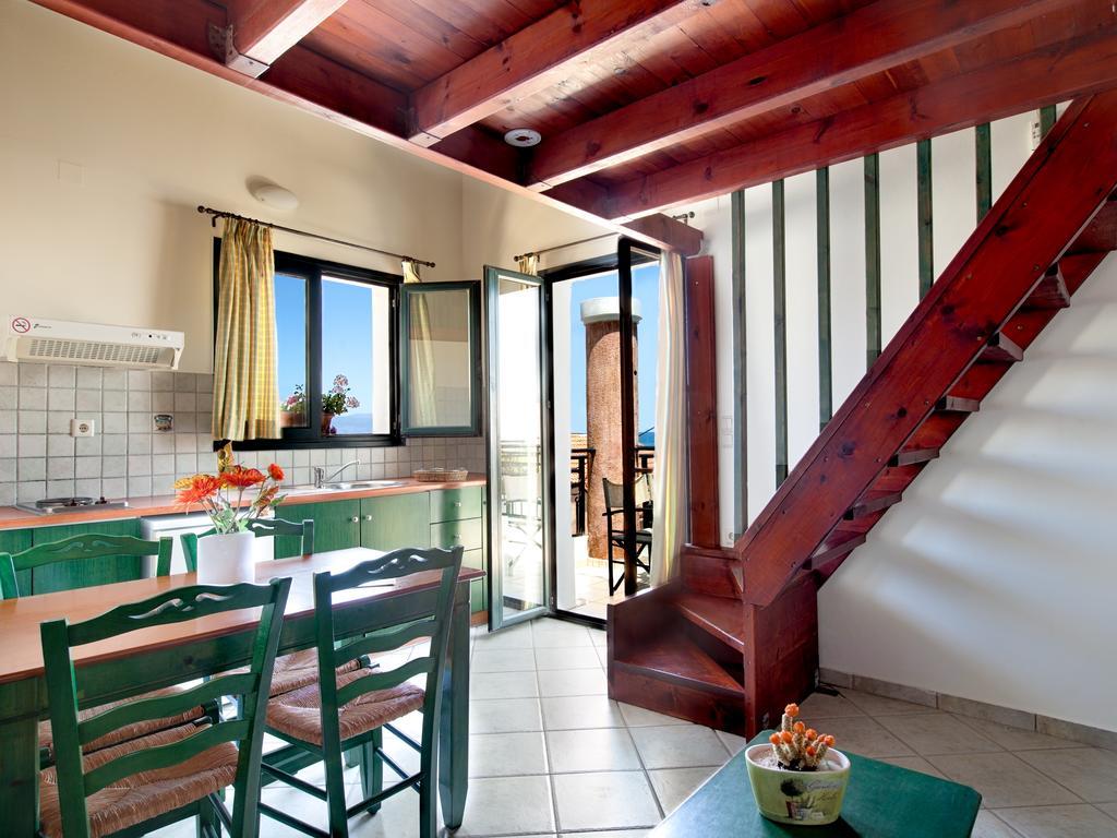 Alkionides Seaside Hotel Platanias  Bilik gambar